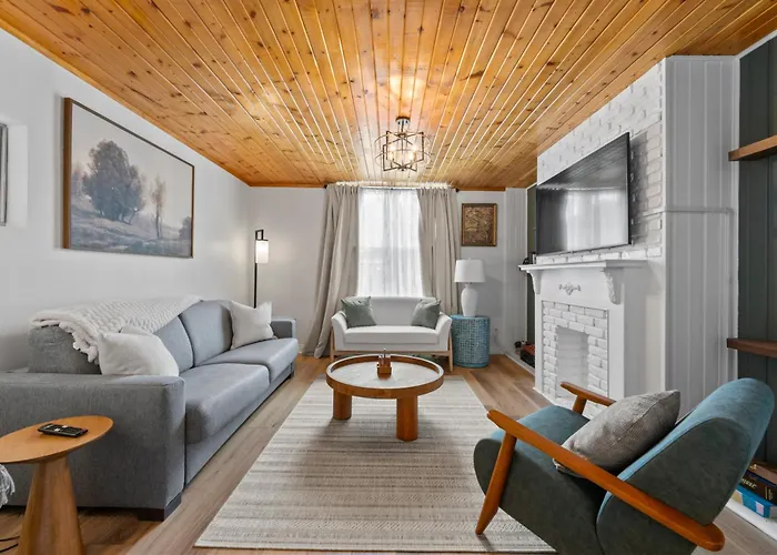 Сasa de vacaciones Zen Escape - Hot Tub, Sauna, Outdoor Tv, Fire Pit *